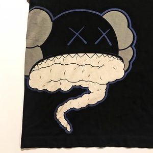 Uniqlo x Kaws Collab